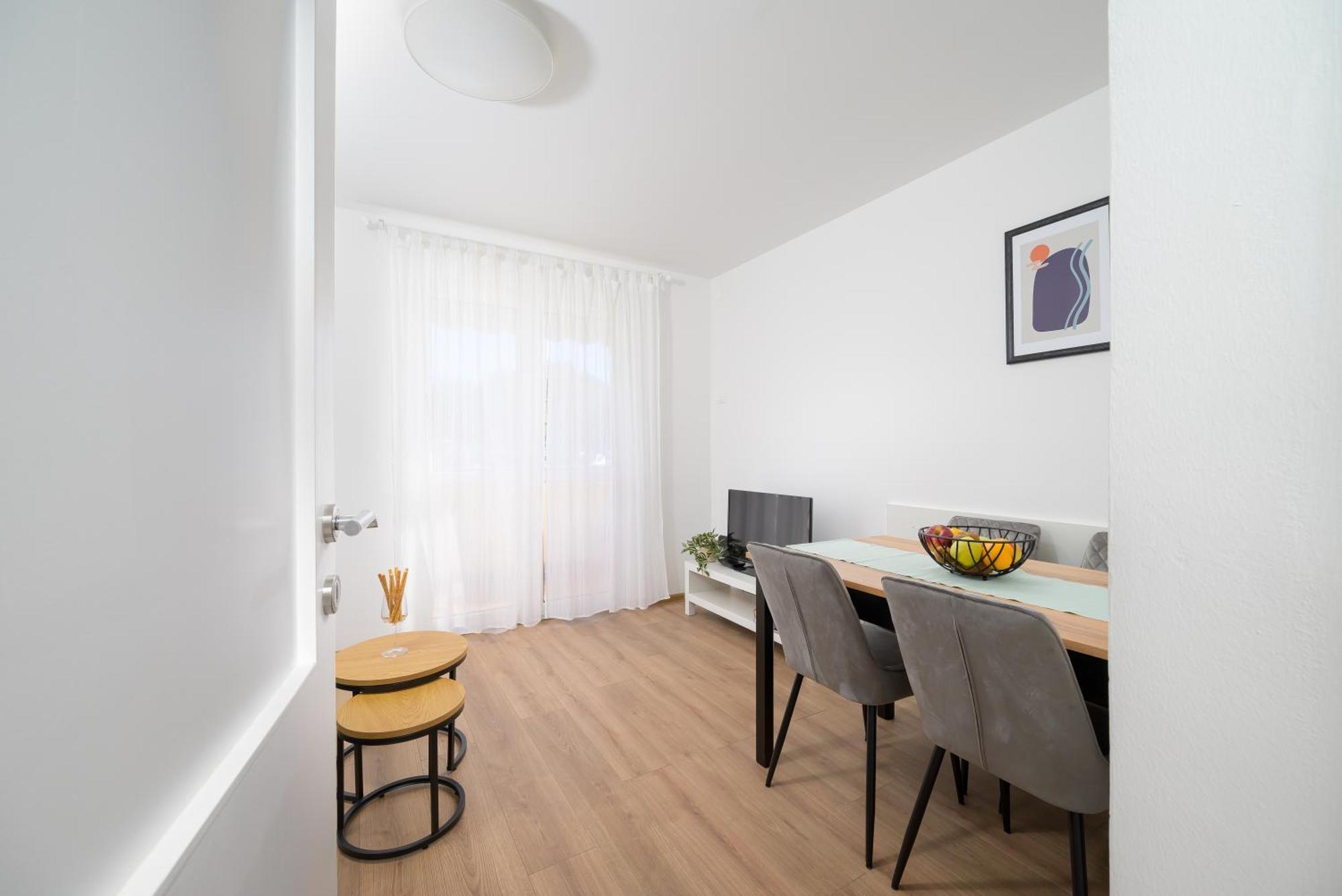 Apartment Pina Poreč Exteriör bild